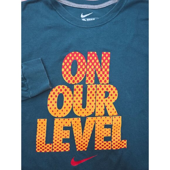 Nike "On Our Level" Graphic Long Sleeve T-Shirt XXL - Picture 4 of 6